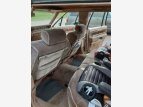 Thumbnail Photo 2 for 1984 Lincoln Town Car